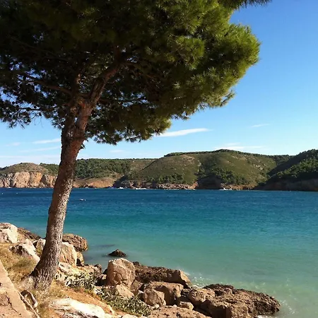 Miquel Hotel 3*