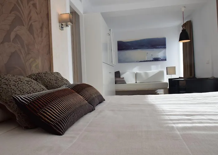 Miquel 3* L' Escala