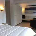 Miquel 3* L' Escala